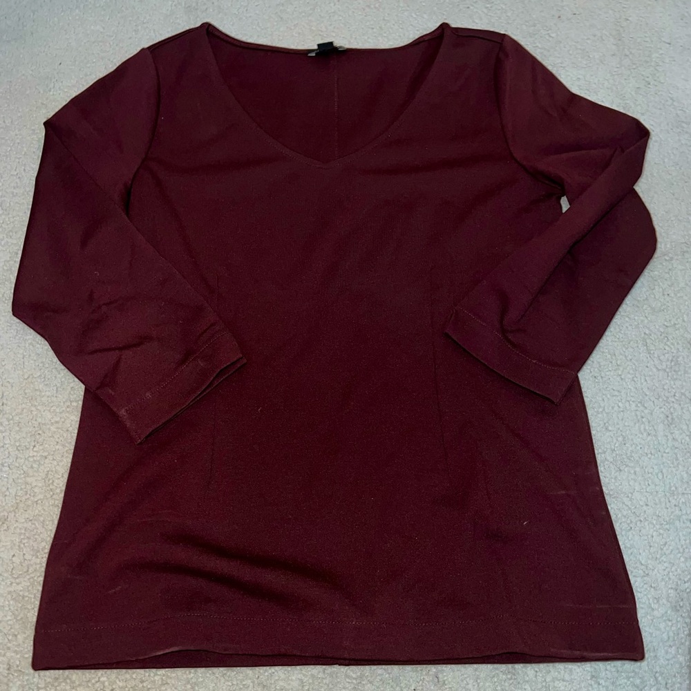 Ann Taylor Factory Knit V-neck 3/4 Sleeve Top